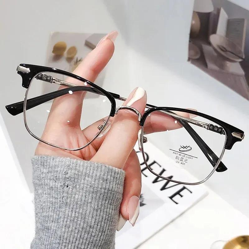 

Women s unisex anti-blue light radiation computer glasses with transparent square metal frame and optical protection Glasses серебряный
