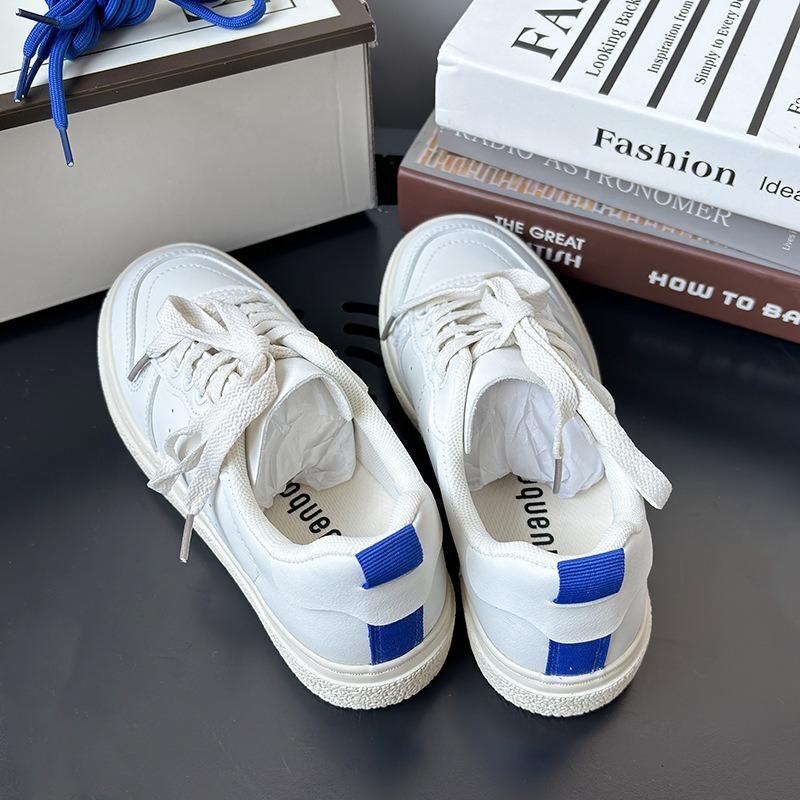 2. Low-top Leather White Shoes Women's Spring and Autumn Style Daily Commuting Durable Casual Sneakers