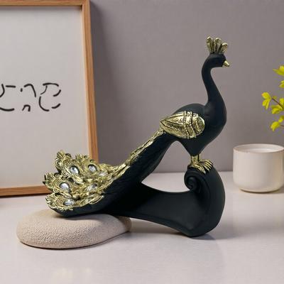 Resin Peacock Figurine Desktop Ornament Vintage Animal Statue Miniatures Bookshelf Living Room Home Decoration Collectible