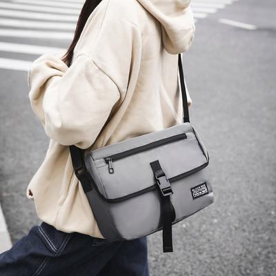 Men'S Shoulder Bag Fashion Retro Mailman Bag Men'S Bag Trend Function Messenger Bag Travel Leisure Bag