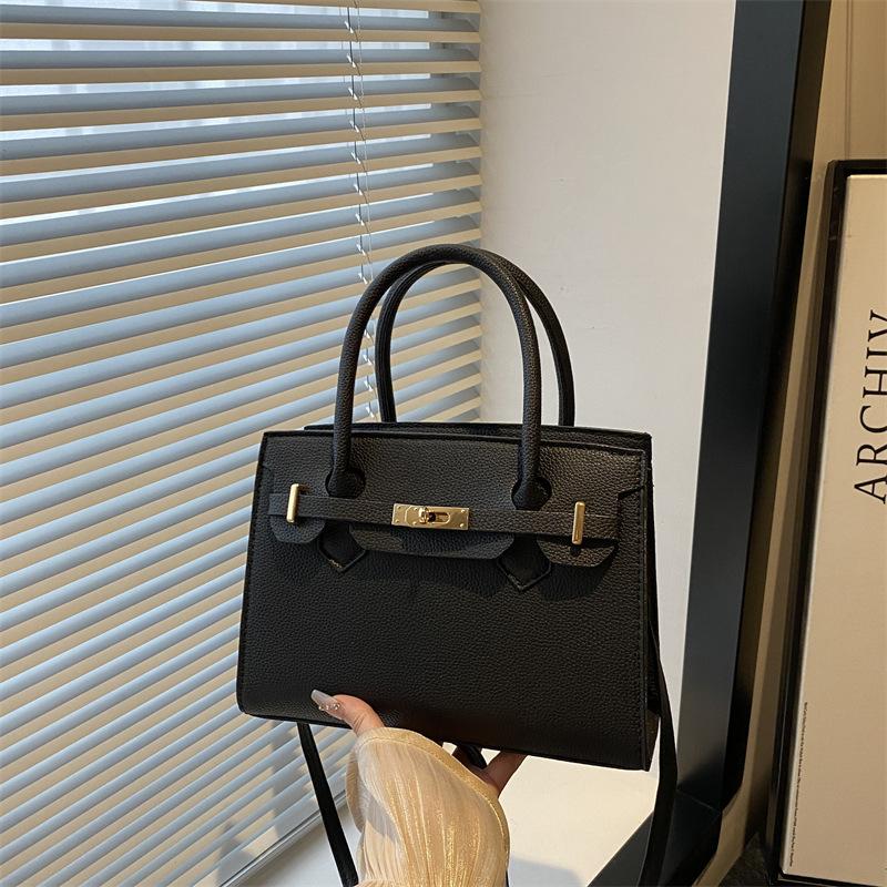 Sac Kelly grande capacité pour femmes, nouveau sac tendance polyvalent platine, sac messager à bandoulière décontracté pour les trajets quotidiens