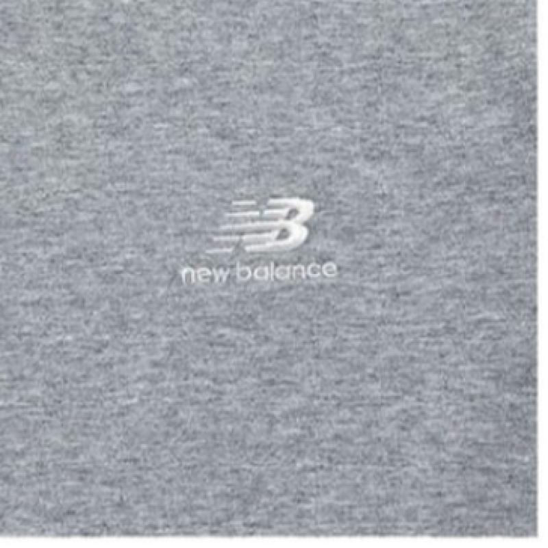 New Balance Club  Nbndd11013 Gr Essential Long Sleeve Tee Standard Fit Unisex Sweatshirt