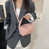 New niche design casual and lightweight portable tofu bag beautiful solid color practical versatile shoulder messenger bag