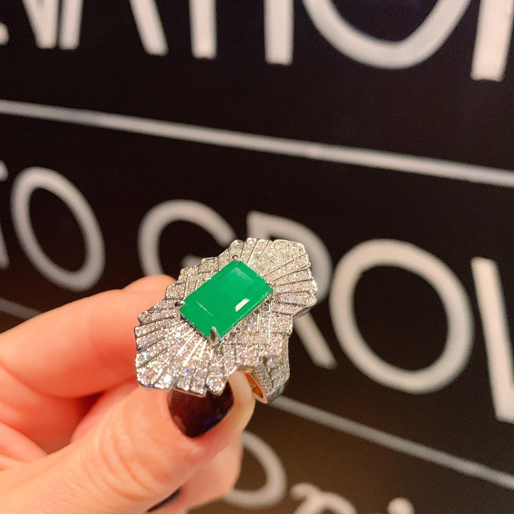 Schmuck Simulation Smaragd Ring Halskette Schmuckset Kreatives Voll-Diamant Luxusset Hauptstein 8 * 12