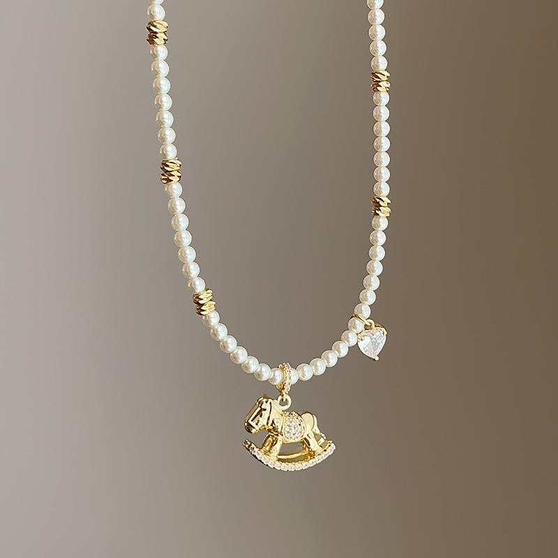 Zirkonové srdce přívěsek perlový náhrdelník - Luxusní dámský choker a řetízek na klíční kost