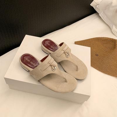 Grape Mother of the Same Style, European and American Fashion Herringbone with Tassel, Versatile Low-heeled Cool Slippers, Women's Sandals, Seas