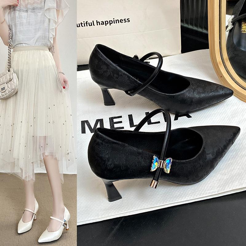 Fashion 2025 Women Silk Modern Latin Shoes Satin Cost-effective Waltz Tango Dancing Heels Closed Toe Salsa Shoes
