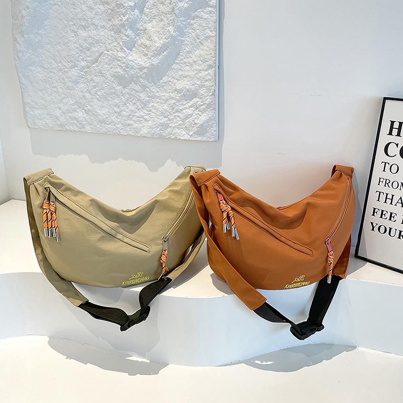 Women's Large Capacity Shoulder Bag Commuter Hobo Bag