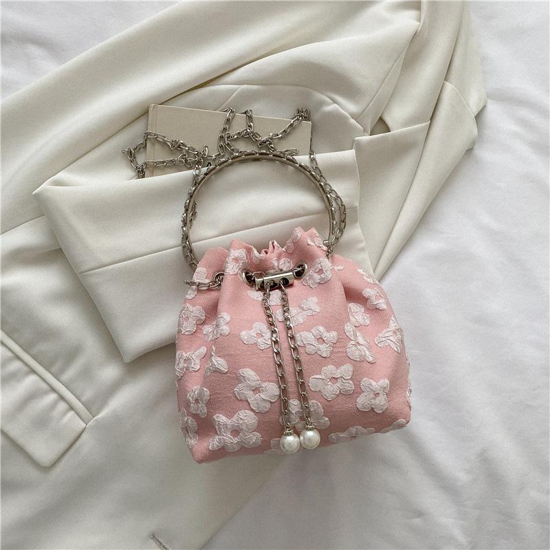 1Pc Fashion Trend Portable Small Bag Women's Bag 2026 New Foreign Style Summer Texture Bucket Bag Single Shoulder Crossbody Women's Bag