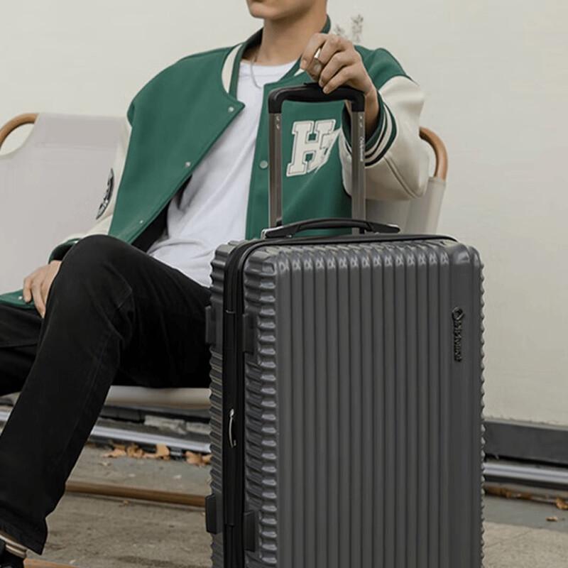 Diplomat DS-1312 Hardside Carry-On Luggage