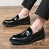 Fashion Luxury Brand Tassel Mens Shoes Leather Men Loafers Classic Black Pointed Tip Gentlemen Business Pointed Toe Slip-On Bean Shoes