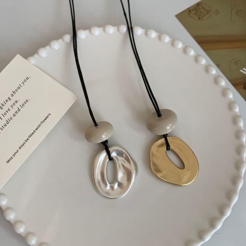 Korean Sweet Love Heart Flower Pendnat Necklace for Women Men Fashion Geometric Long Sweater Chain Necklace Neck Chain Jewelry
