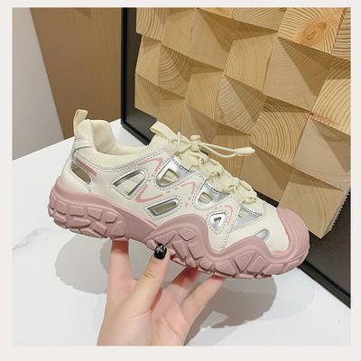 Încălțăminte pentru femei – Adidaşi