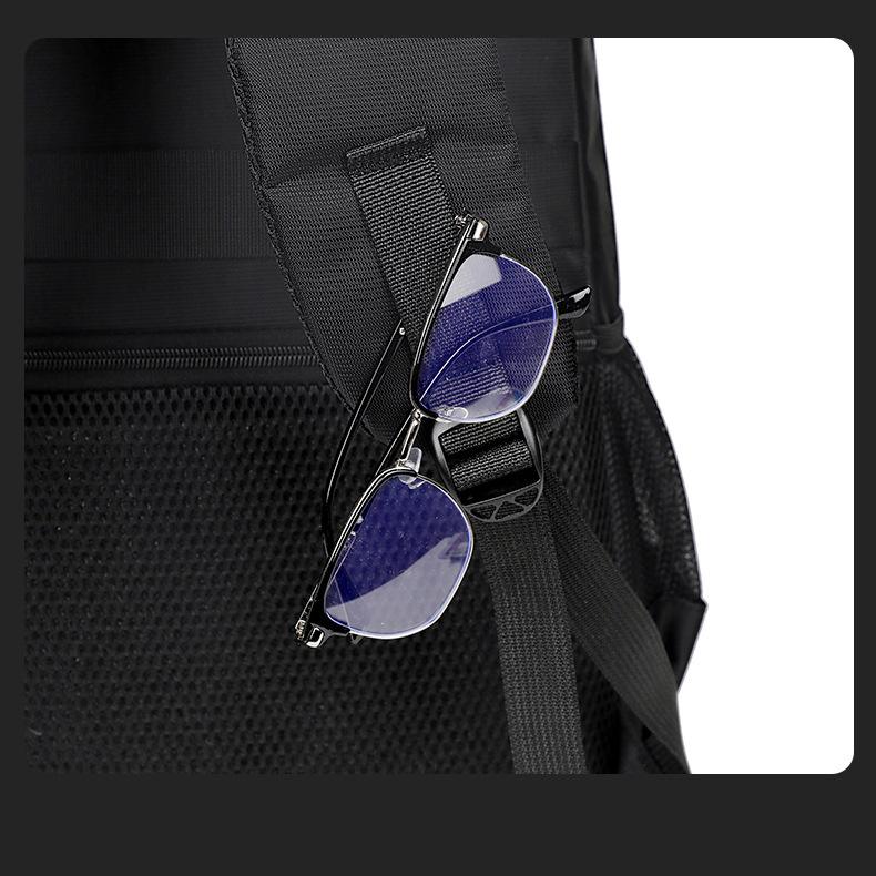 Men's Fashion Laptop Backpack - Large Capacity, Simple Design, Ideal for Students and Commuters.