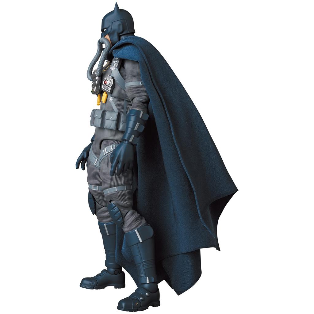 MAFEX STEALTH JUMPER BATMAN HUSH Approximately 160mm action figure No.166 (BATMAN Ver.) - tall, pre-painted