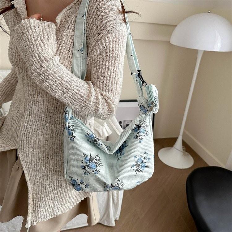Stylish Women's Shoulder Bag 2024 Chic Floral Design Nylon Tote For Casual Travel