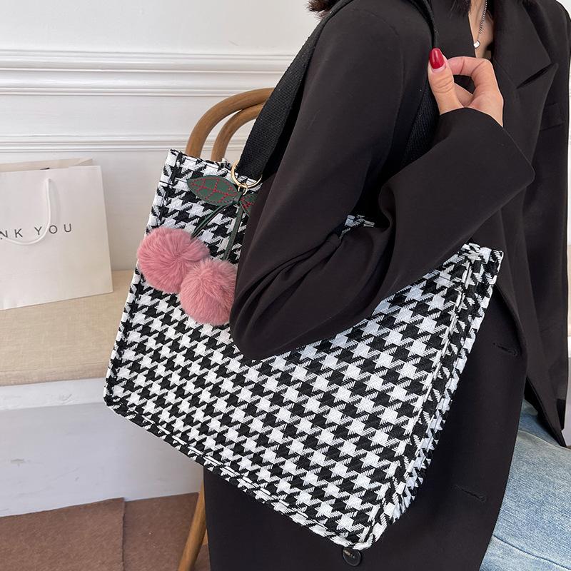 Large Capacity High School Students' Bags for Class for Women New Fashion One Shoulder Tote Bags for Women Ins Korean Version Canvas Bags