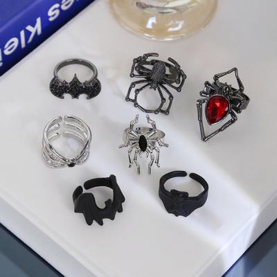 Anillo de Araña Líquida Viento Oscuro Personalizado, Anillo Vivo de Murciélago Frío de Gama Alta de Nicho