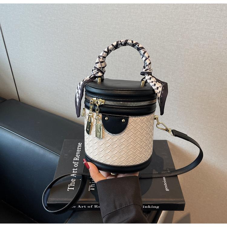 Neue Stilvolle Kleine Tasche für Damen, Modische und Vielseitige Crossbody-Tasche, Hochwertig für den Weg zur Arbeit, Leichter Luxus Umhängetasche