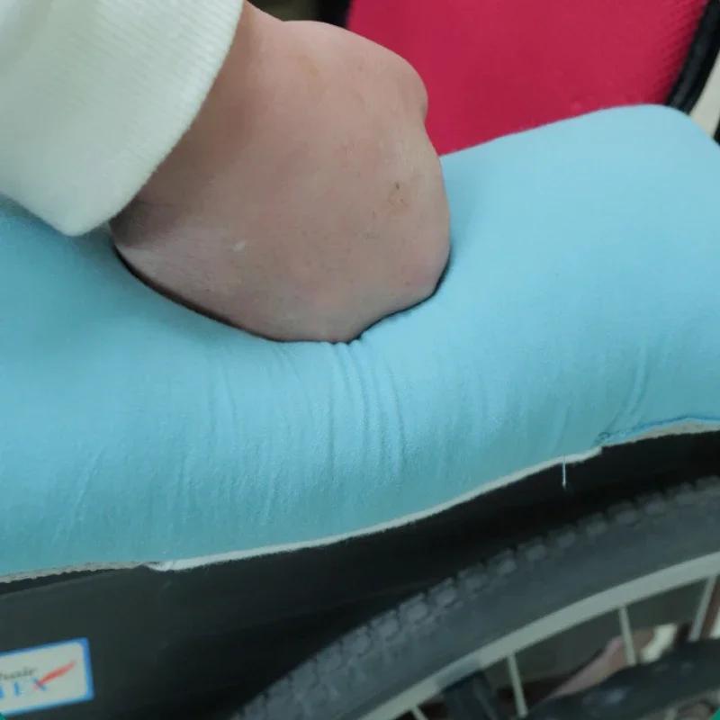 Elderly Wheelchair Armrest Pad Leg Protection Cold Proof Outdoor Warmth Cushion Protection Wrist Elbow Antibacterial Pillow