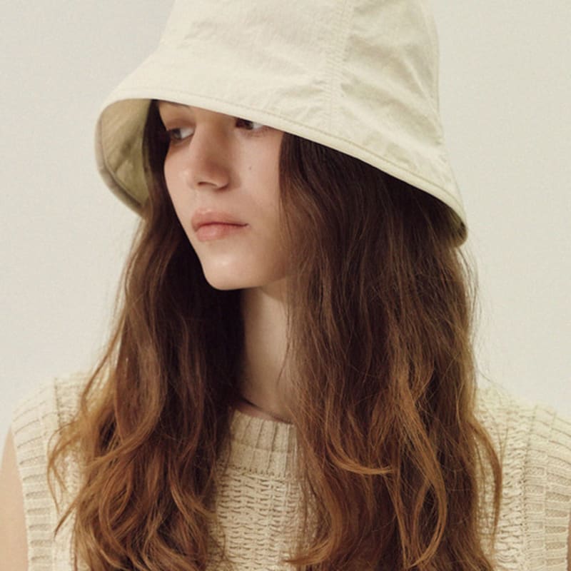 Marchen Larry Anorak String Bucket Hat_3color