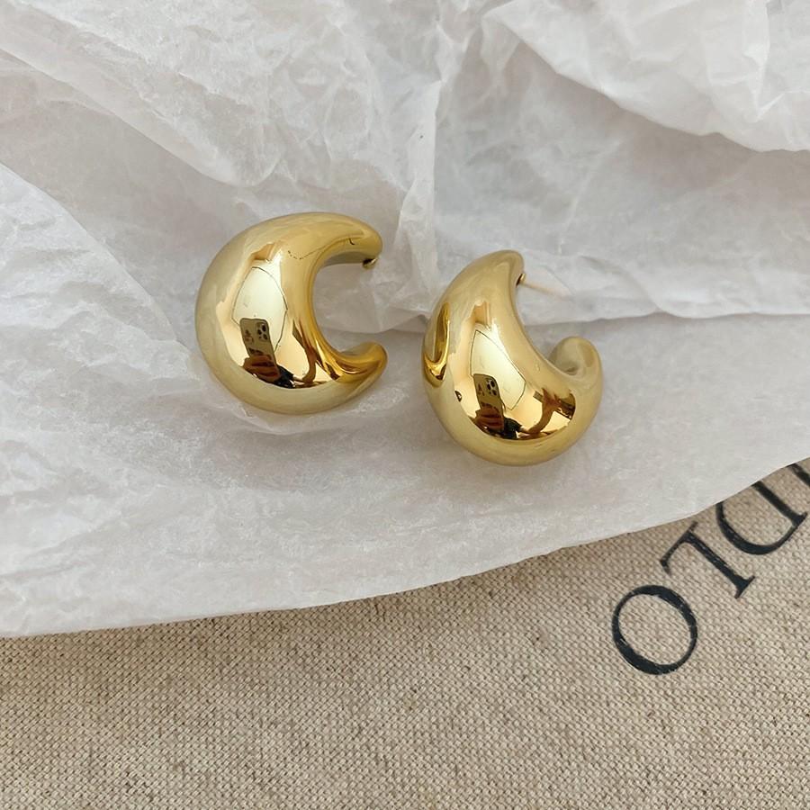 Metal Irregular Earrings European and American Retro Temperament Versatile Earrings Earrings