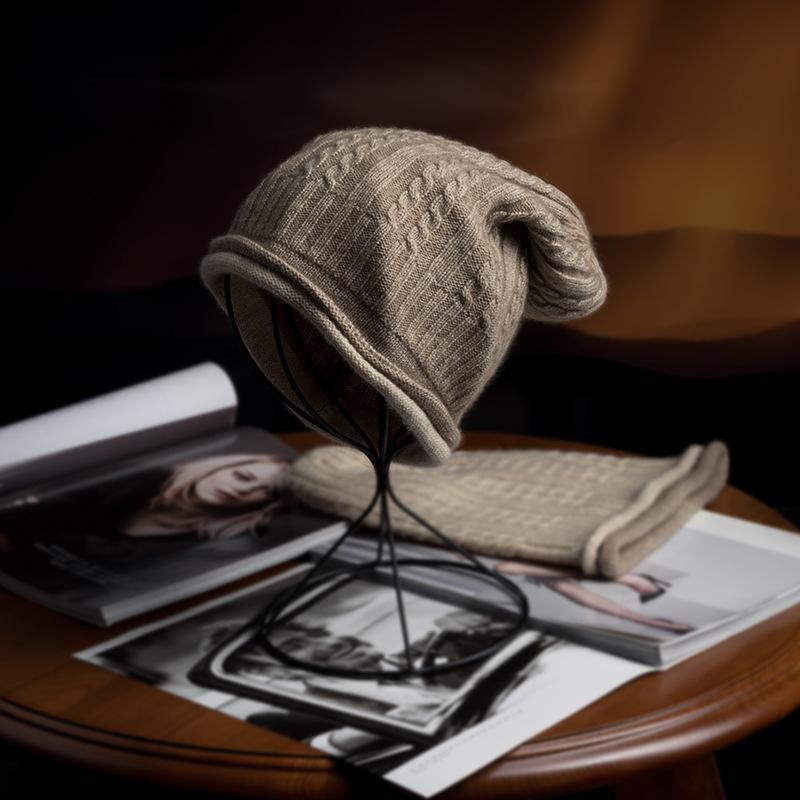 Cashmere Autumn and Winter New Women's High End Knitted Outdoor Warm Twist Ear Hat Knitted Casual Baotou Hat