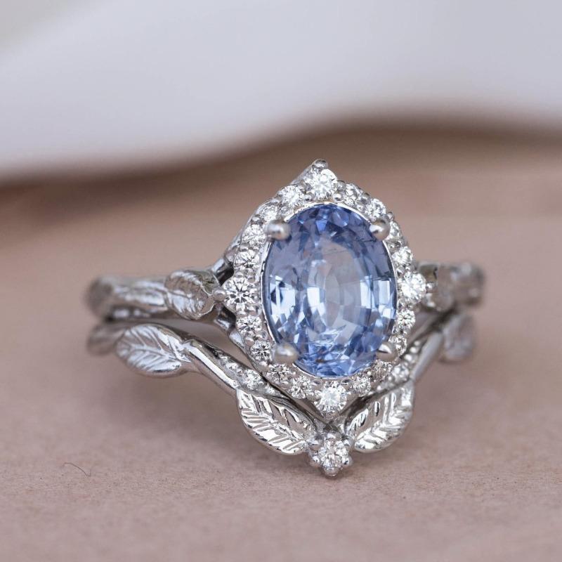 European and American new retro court style fashion leaf shape inlaid with sapphire personality women s ring 7&Silver Plated синий