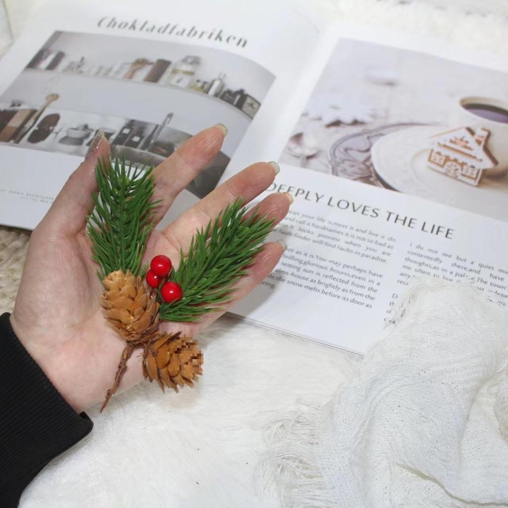 Christmas Pine Cones & Dried Flowers Pack - Eucalyptus, Pine Wood, Cotton, Handmade Photography Props