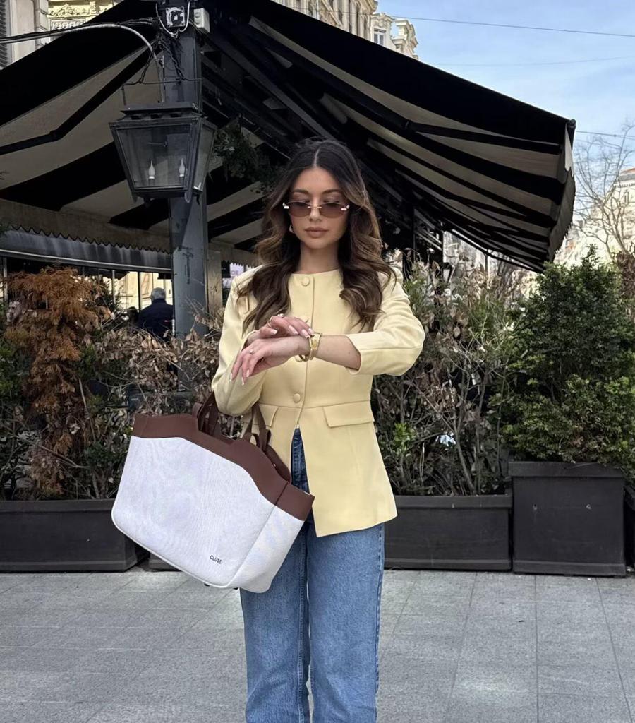 European & American Women's Round Neck Slim Fit Short Blazer with Row Button