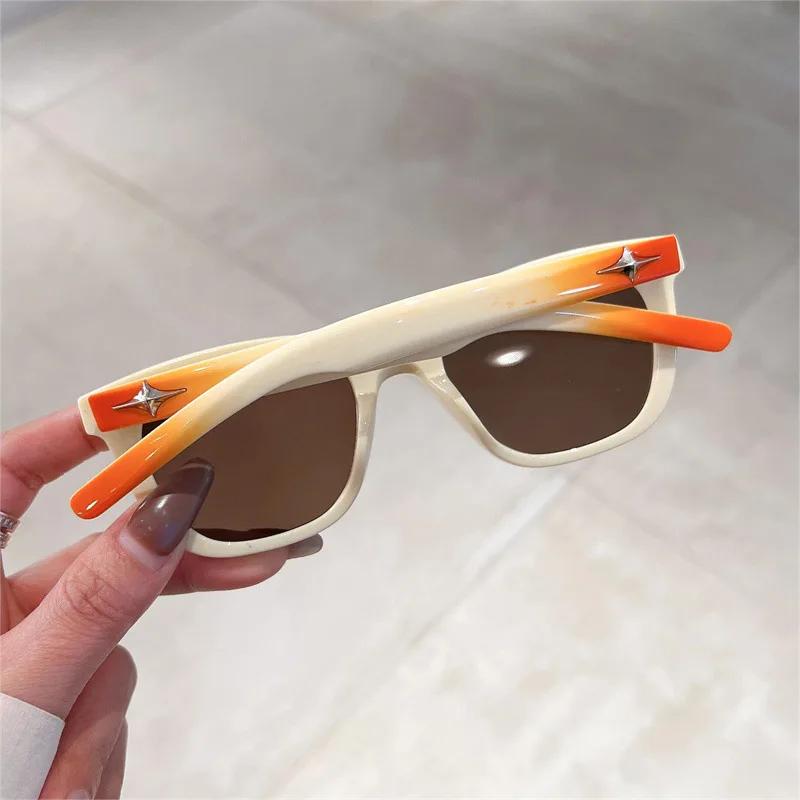Vintage Square Sunglasses Women For Men Fashion Luxury Brand Designer Sun Glasses Trending Rivet Star Punk Gradient Shades Uv400