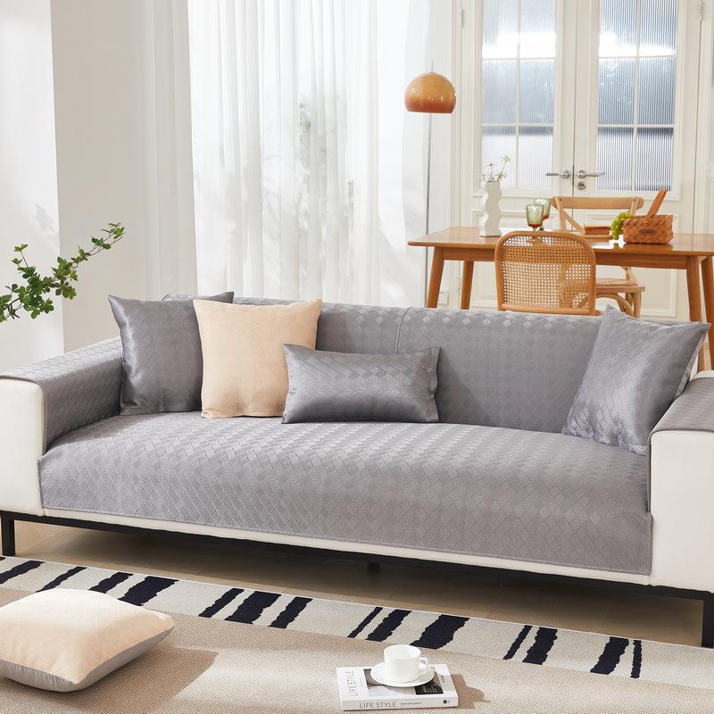 Poduszka na sofę Ice Silk Summer Summer Summer Summer Uniwersalny antypoślizgowy prosty pokrowiec na sofę Pokrowiec na poduszkę All-Inclusive Rattan Mat Cool Pad