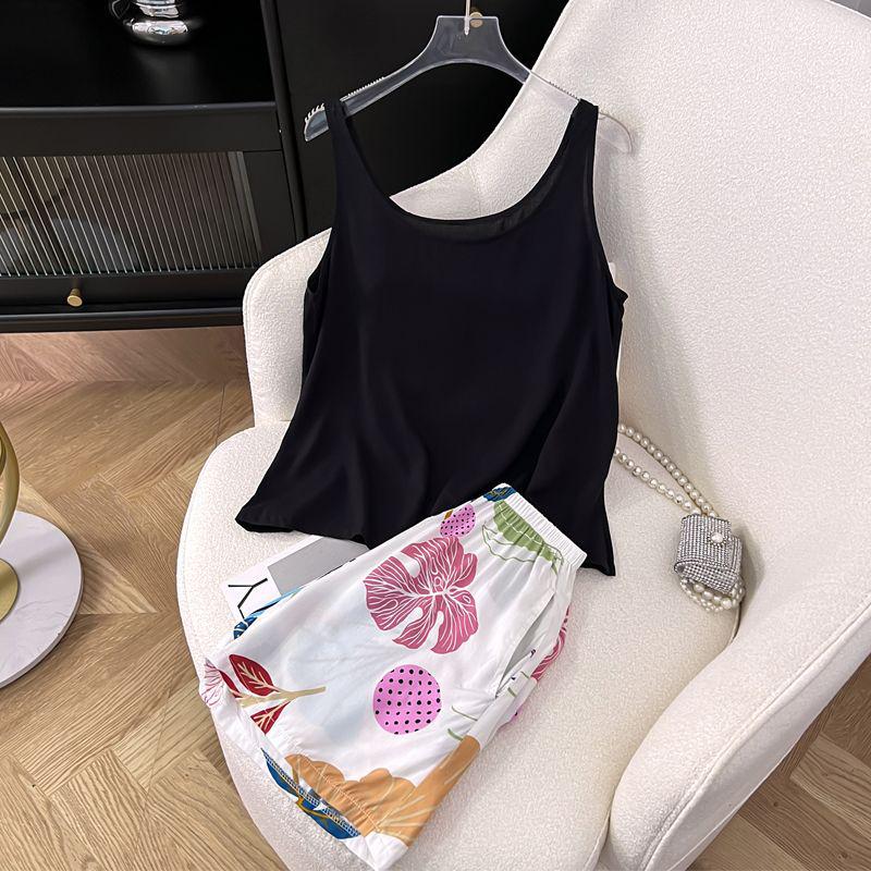 

Women s 2026 Cool Summer Cotton Silk Pajama Set – Breathable Camisole & Floral Pants 2XL (Recommended 66-73 kg)