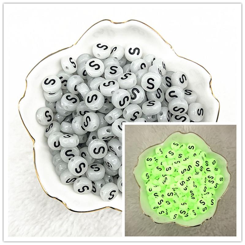 100 Stück 7x4mm A-Z Leuchtende Perlen Buchstabenperlen Acryl Abstandshalter Perlen Für Schmuckherstellung DIY Anhänger Armband