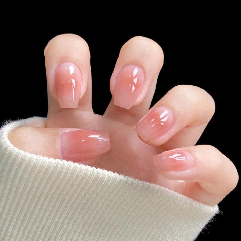 Simple French Gradient Detachable Press-On Nails: Short, Whitening False Nail Tips.