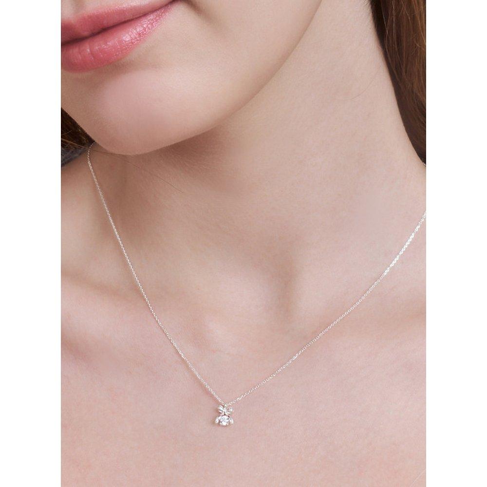 Rossie Ribbon Cubic Necklace