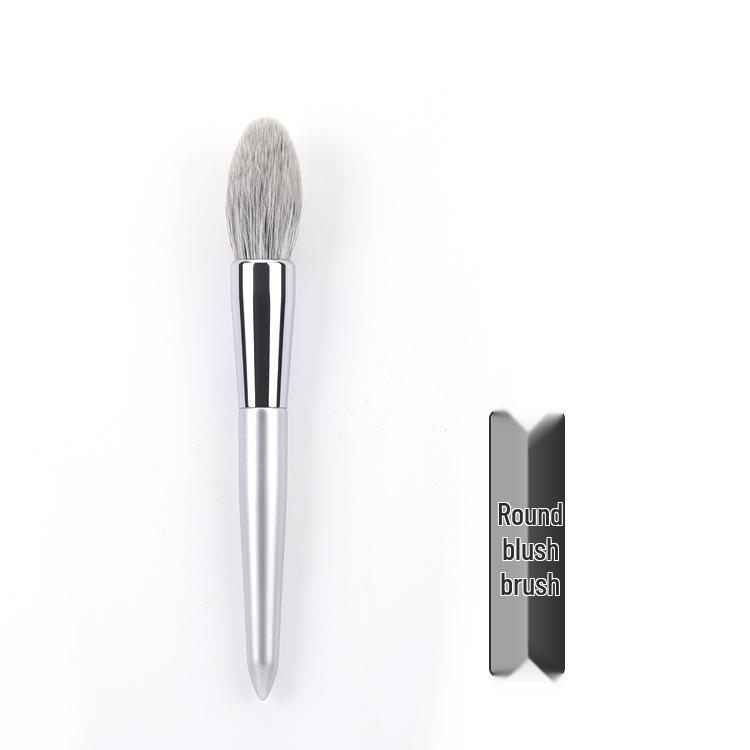 Moonlight Silver 12-Piece Makeup Brush Set: Super Soft Imitation Snow Fox Hair for Powder, Contour, and Eyeshadow.