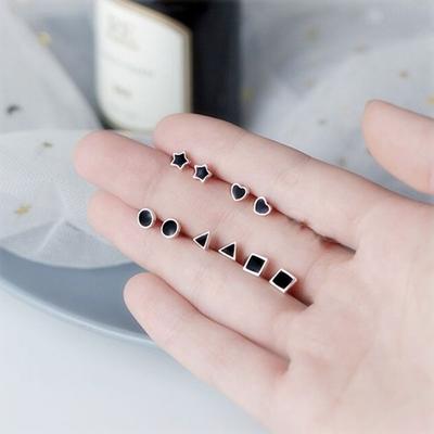 Geometric Black Handsome Fashion Jewelry Female Heart Earrings Dripping Oil Korean Style Ear Stud