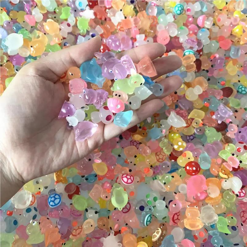 Luminous Mini Resin Animal Mushroom Figurine Glow In The Dark Miniature Figures Ornament Fairy Garden Accessories