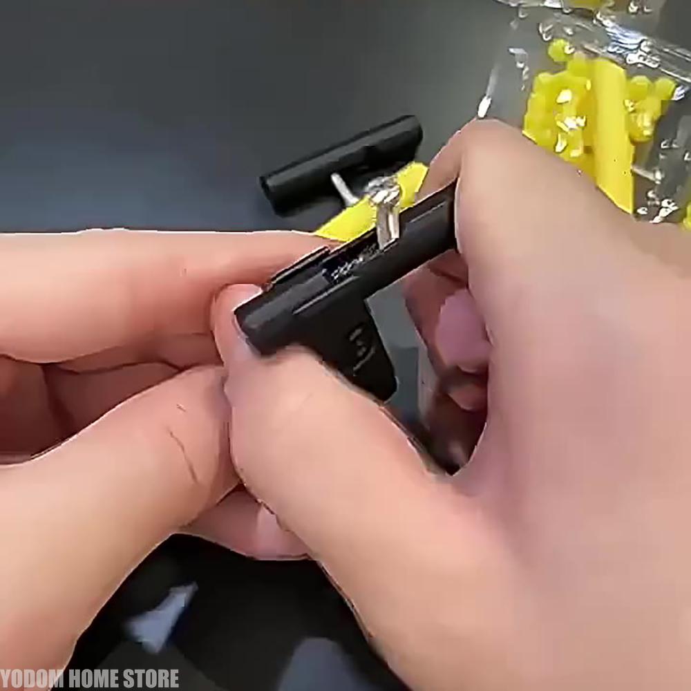 Міні-прихована пластикова іграшкова зброя-бластер для запуску паперових кульок, безпечна, для розіграшів, веселий гаджет для вечірок для дітей та дорослих