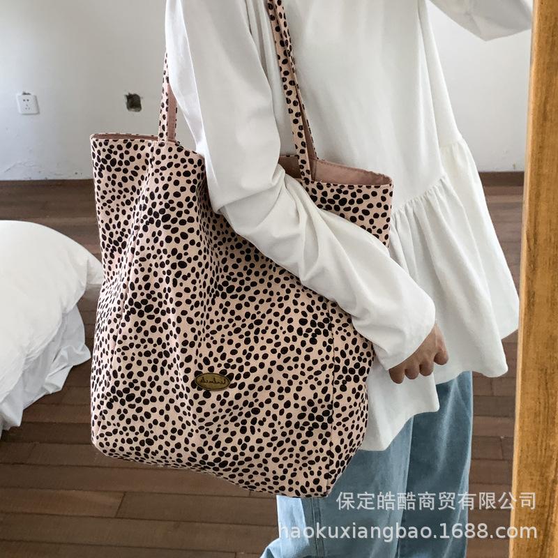 Simple and versatile shoulder canvas bag for college students in class Women's 2025 summer new large-capacity double-sided tote bag