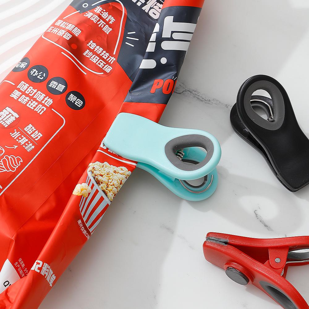 Magnetic Fridge Sticker Clip - Moisture-Proof, Multi-Purpose Food-Grade Seal for Snacks