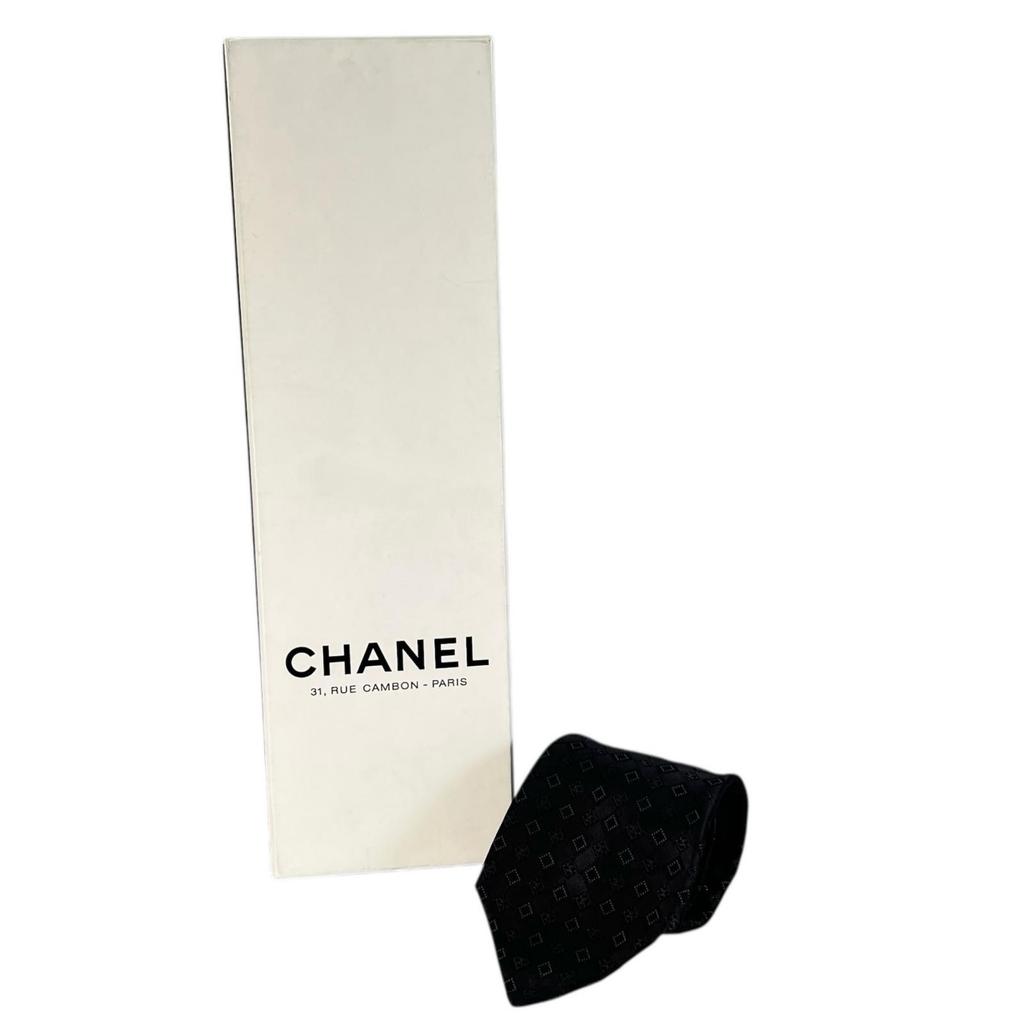 Makellose CHANEL Krawatte COCO Markierung Seidenjacquard schwarze Seide 100% Herren Gebraucht