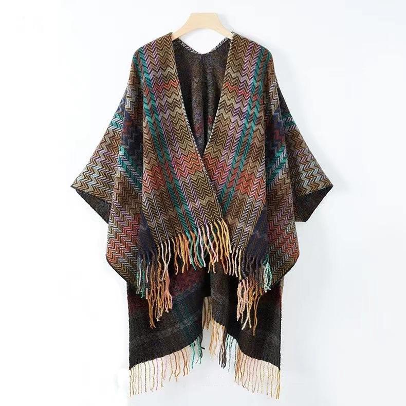 Solid color gray triangular shawl with women's new triangular scarf, young fashion and high sense of versatility
