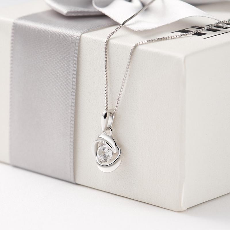 Rosenanhänger Damenmode Retro Exquisit Vielseitig Nische Leichter Luxus Ins-Stil Blumenhalskette Damen