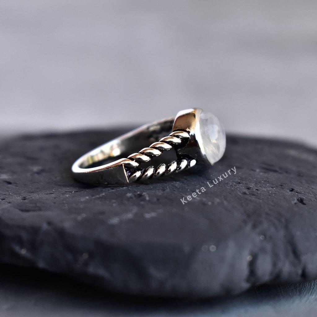 Natural moonstone ring , sterling silver rainbow moonstone dainty round gemstone ring , Bohemian ring , birthday gift for loved ones
