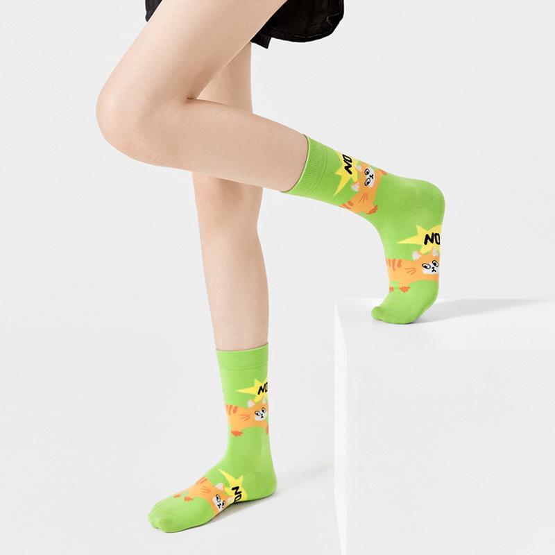 5 Pairs of Female Spring Cartoon Non Slip Sweat Absorption Leisure Lovely Tube Socks