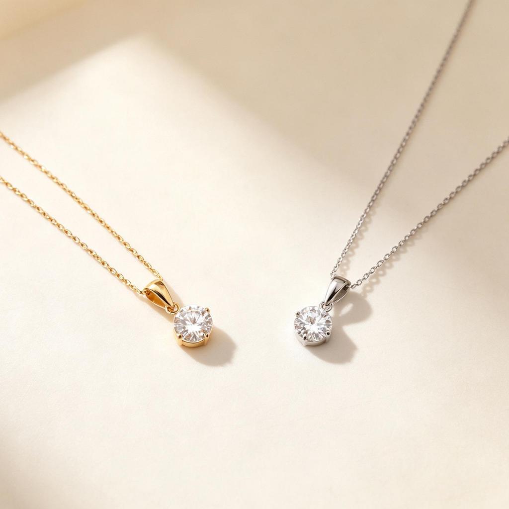European-style Single Diamond Pendant Necklace - Women's Fashion Clavicle Chain with Elegant, Minimalist Design