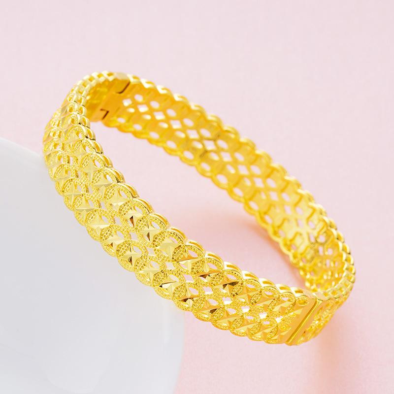 Ladies Coin Bracelet Jewelry Bracelet European and American Luxury High-end 17CM