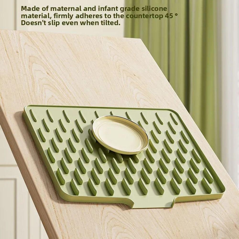 Built-in Drain Design Silicone Sink Mat Tilted Design Non-Slip Kitchen Countertop Drain Pad Drip-Free Prevents Water Build Up